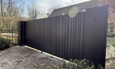 Design aluminium schuifpoort — Schilde